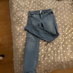 H&M: mid rise straight leg jeans